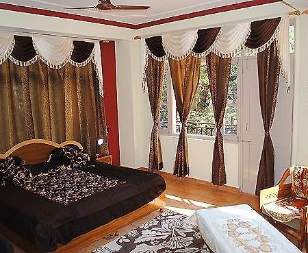 Hotel Misty Woods Dharamszala Kültér fotó